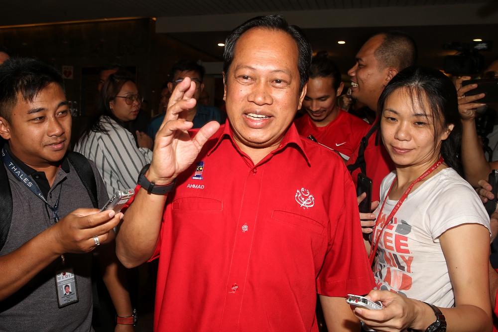 Datuk Seri Ahmad Maslan leaves after the Umno meeting in Menara Datou00e2u20acu2122 Inn February 23, 2020. u00e2u20acu201d Picture by Choo Choy May