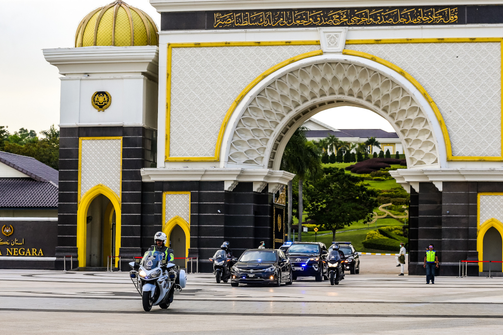 Tun Dr Mahathir Mohamad leaves Istana Negara February 24, 2020. u00e2u20acu201d Picture by Firdaus Latif
