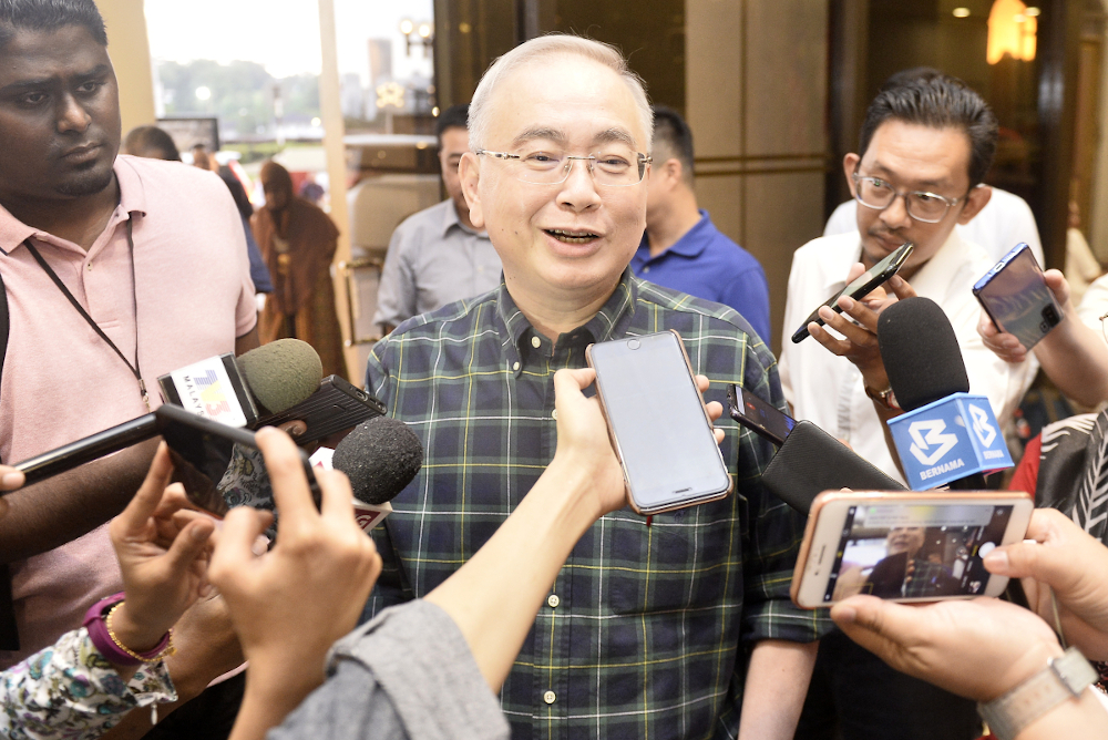 Ayer Hitam MP Datuk Seri Wee Ka Siong speaks to reporters at PWTC on February 24, 2020. u00e2u20acu201d Picture by Miera Zulyana