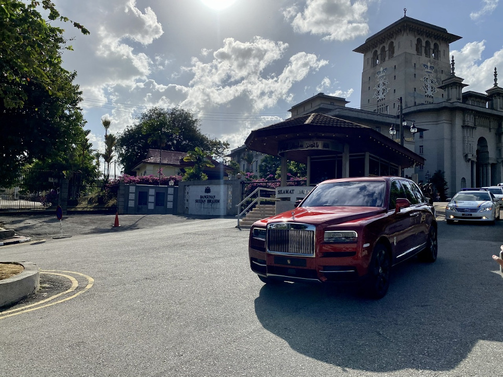 Johor ruler Sultan Ibrahim Sultan Iskandar leaving the Sultan Ibrahim Building after meeting the state assemblymen at Bukit Timbalan in Johor Baru February 26, 2020. u00e2u20acu201d Picture by Ben Tan
