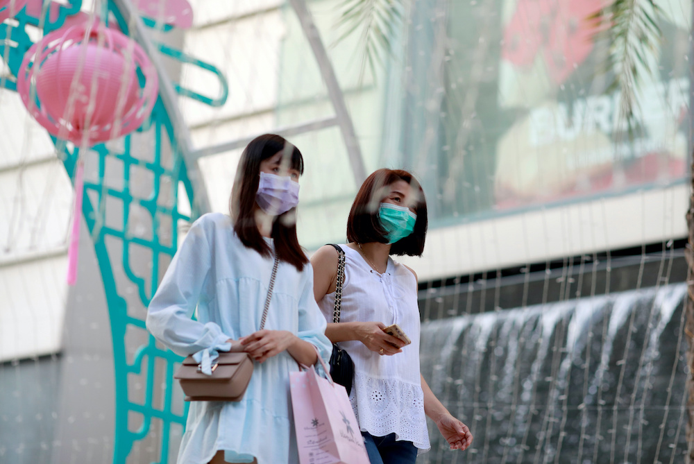 People ware mask as they go out at shopping mall in Bangkok Thailand January 31, 2020. u00e2u20acu201d Reuters pic]nnn