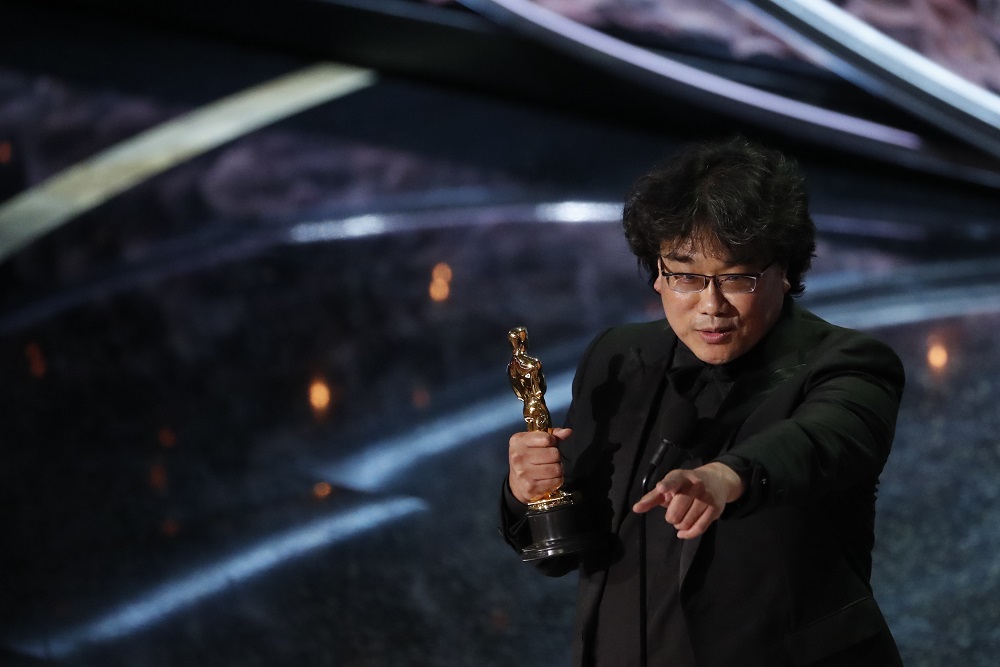 Director Bong Joon Ho wins the Oscar for Best International Feature Film for u00e2u20acu02dcParasiteu00e2u20acu2122 of South Korea at the 92nd Academy Awards in Hollywood, Los Angeles, California February 9, 2020. u00e2u20acu201d Reuters pic        
