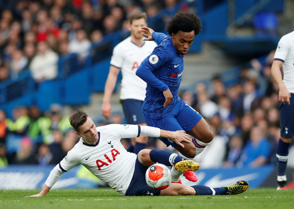 Chelseau00e2u20acu2122s Willian in action with Tottenham Hotspur's Giovani Lo Celso during their match at Stamford Bridge in London, February 22, 2020. u00e2u20acu201d Reuters picnnnn