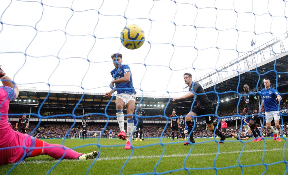 Evertonu00e2u20acu2122s Dominic Calvert-Lewin scores their third goal during their Premier League match vs Crystal Palace in Goodison Park, Liverpool, February 8, 2020. u00e2u20acu201d Action Images via Reuters