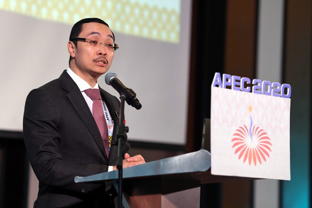 Deputy Secretary General (Industry) Ministry of International Trade and Industry (MITI) Datuk Seri Norazman Ayob speaks during Multi-Stakeholder Dialogue (MSD) in Putrajaya February 19, 2020. u00e2u20acu2022 Bernama pic