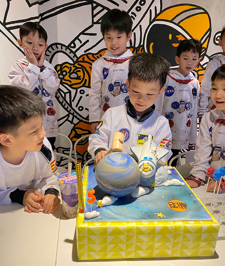 Children love the excitement and surprise of a piñata cake