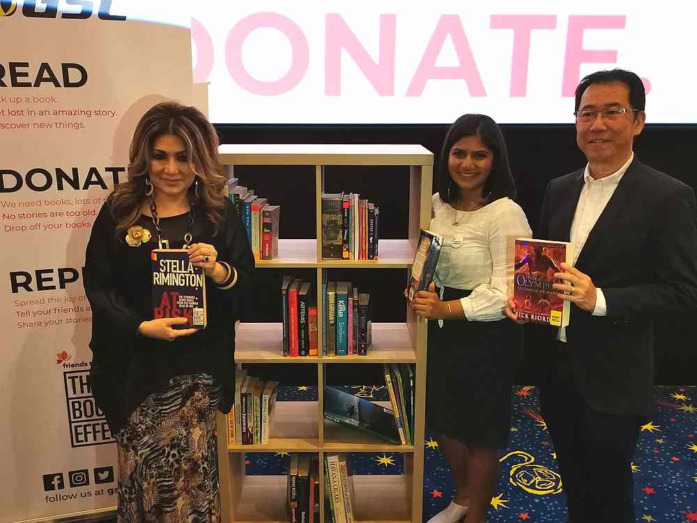 (From left) FtoM patron Datuk Paduka Noor Aini Abdullah, FtoM youth ambassador and project lead Apshy Vimal and GSC Malaysia CEO Heng Beng Fatt officiating the launch of GSC’s collaboration with The Book Effect campaign at 1 Utama. — Picture courtesy