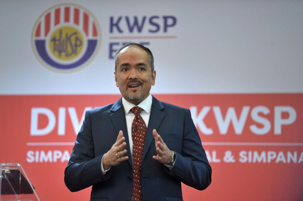 Chief Executive Officer Employees Provident Fund (EPF) Tunku Alizakri Alias speaks during a press conference about EPF Financial Performance 2018 at EPF Building, Kuala Lumpur, February 18, 2019. u00e2u20acu201d Bernama pic