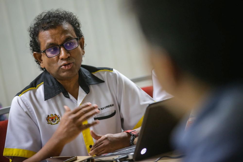 Virology unit head Dr Ravindran Thayan speaks to reporters before a media tour of the Institute of Medical Research in Kuala Lumpur February 26, 2020. u00e2u20acu201d Picture by Hari Anggara