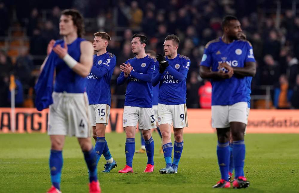 Leicester City's Jamie Vardy and teammates applaud fans at the end of the match against Wolverhampton Wanderers February 15, 2020. u00e2u20acu2022 Reuters pic