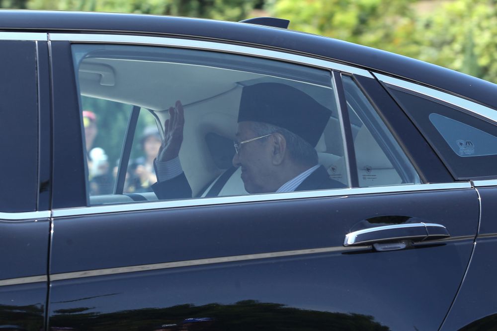 Tun Dr Mahathir Mohamad leaves Istana Negara after an audience with the Agong February 27, 2020. u00e2u20acu201d Picture by Yusof Mat Isa