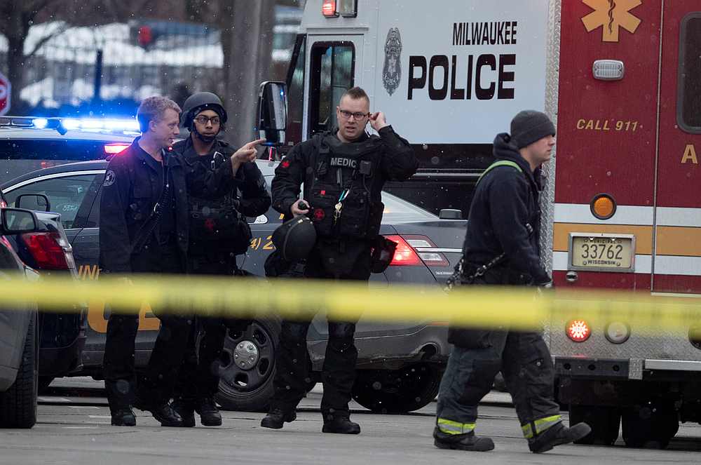 Six dead, including gunman, in Molson Coors brewery shooting in ...