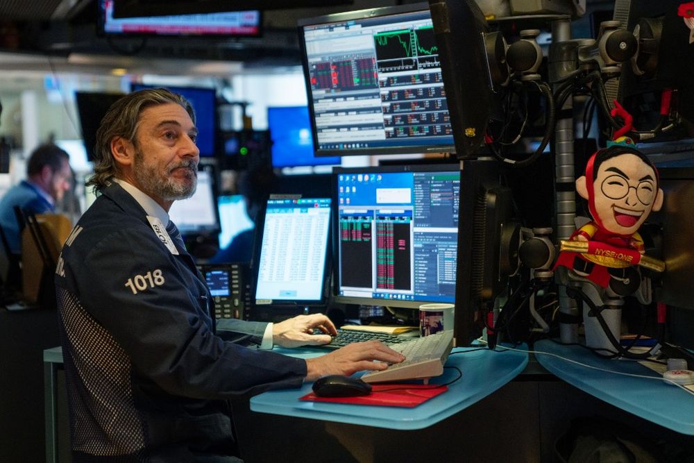 Traders working the floor of the New York Stock Exchange (NYSE) on January 31, 2020 in New York, United States. u00e2u20acu201d AFP pic