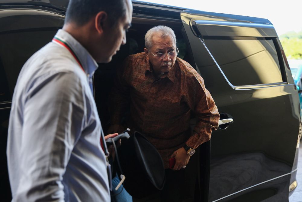 Tan Sri Annuar Musa arrives at Umnou00e2u20acu2122s headquarters in Kuala Lumpur February 25, 2020. u00e2u20acu201d Picture by Yusof Mat Isa