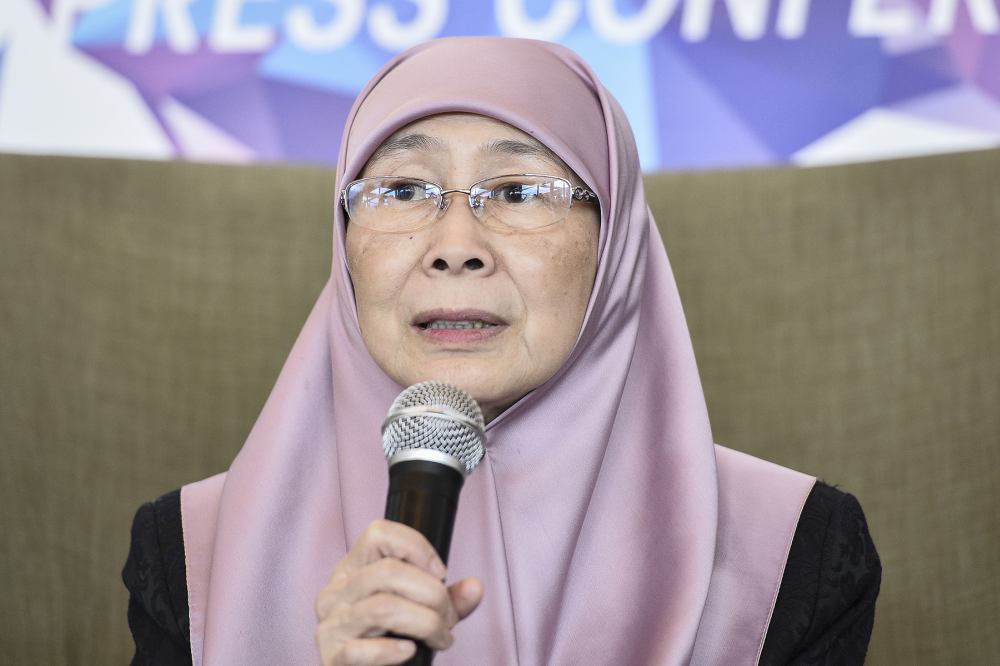 Deputy Prime Minister Datuk Seri Wan Azizah Wan Ismail speaks during a press conference in Putrajaya February 19,2020. u00e2u20acu2022 Picture by Miera Zulyana