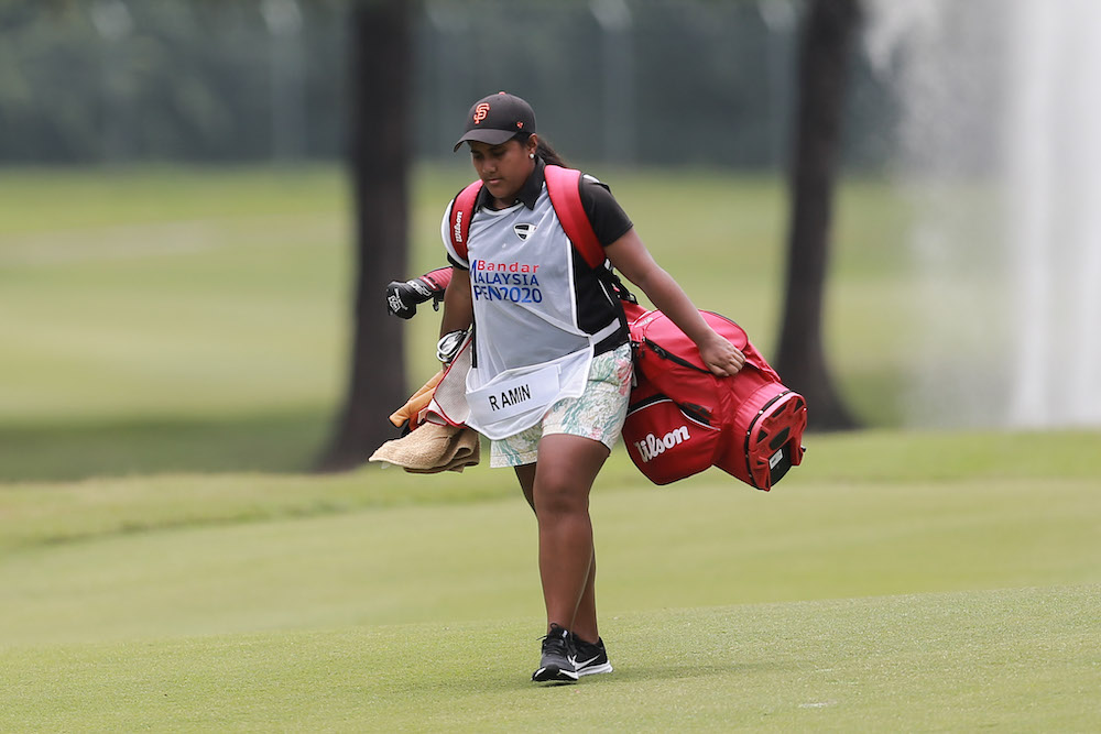 Fatin aims to have a career in golf having studied at the Professional Golfers Career College with a degree in Professional Golf Management. — Picture by Ahmad Zamzahuri Abas
