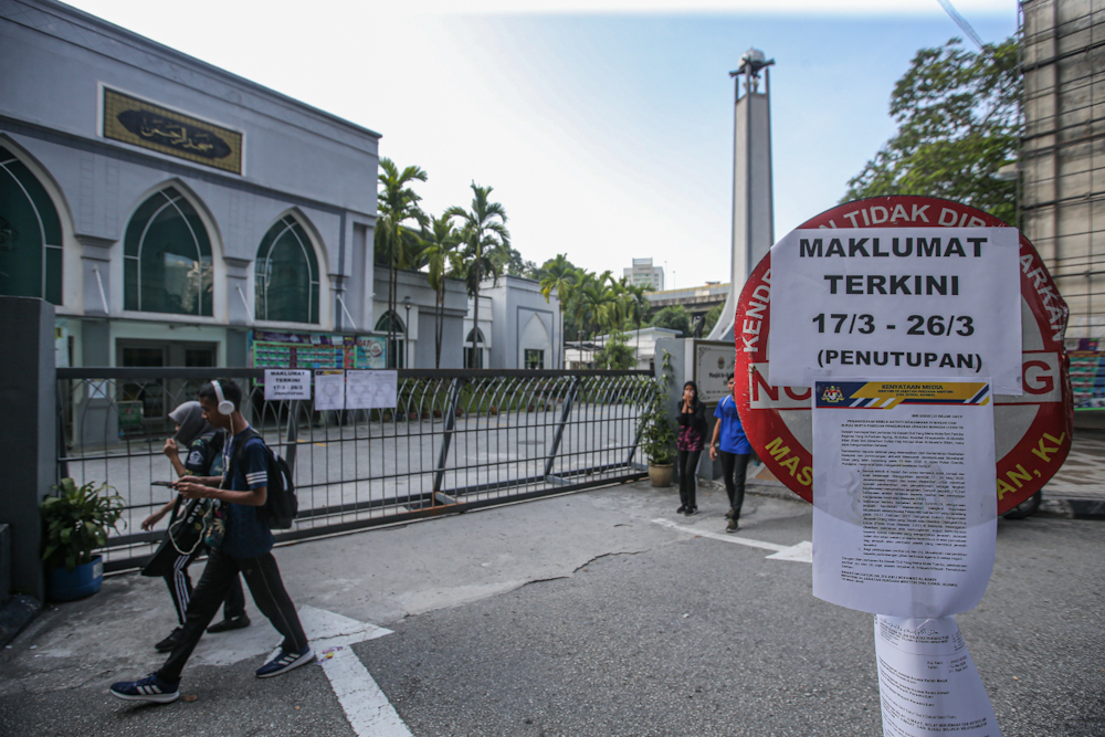 Ar-Rahman Pantai Baru Mosque is temporarily closed to counteract the Covid-19 outbreak, March 17, 2020. u00e2u20acu201d Picture by Hari Anggara