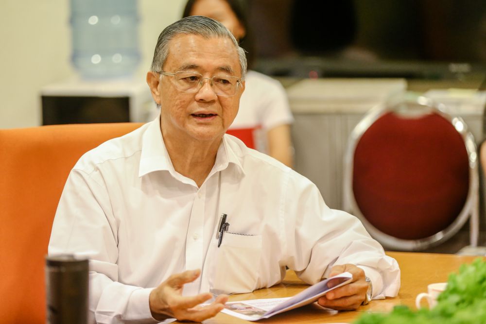 Teo said that the first step in order for the food management system to be carried out was to get the tenants to agree with their initiative. — Picture by Firdaus Latif