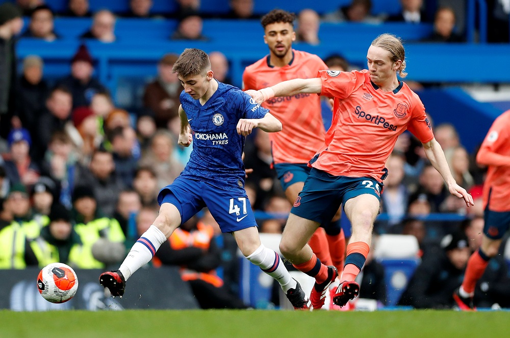 Chelsea's Billy Gilmour in action with Everton's Tom Davies at Stamford Bridge in London March 8, 2020. u00e2u20acu201d Action Images via Reuters 