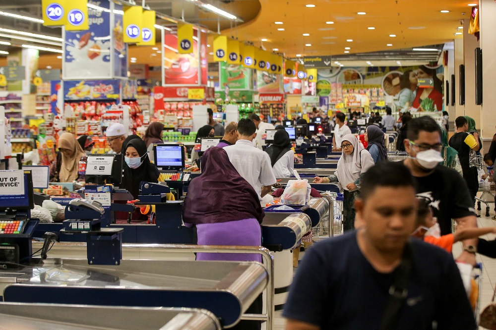 People are seen shopping for groceries and other essentials at Mydin Meru Raya in Ipoh March 16, 2020. — Picture by Farhan Najib