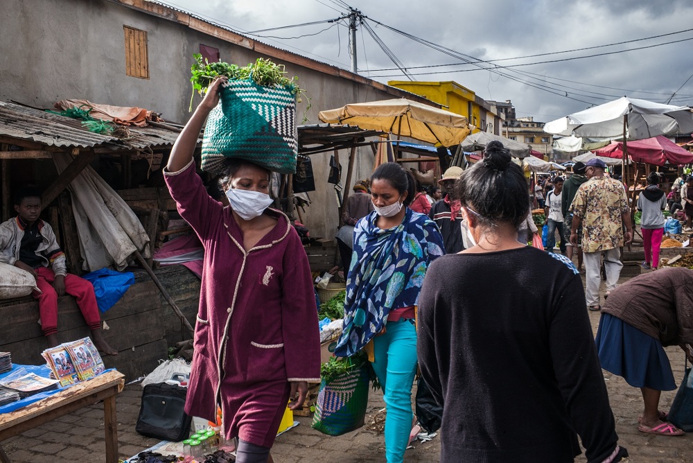 A general view of the market of the Ambodivona district, in Antananarivo. u00e2u20acu201d AFP pic