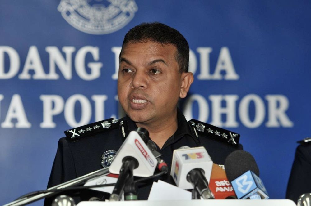 Johor police chief Datuk Ayob Khan Mydin Pitchay warned the public against spreading false news or untrue information to the masses. u00e2u20acu201d Picture courtesy of the Johor police