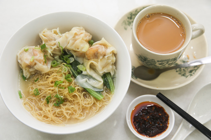 A satisfying meal here can be their wontons packed with prawn, minced pork and dried flounder powder served with 'al dente' thin egg noodles and smooth milk tea