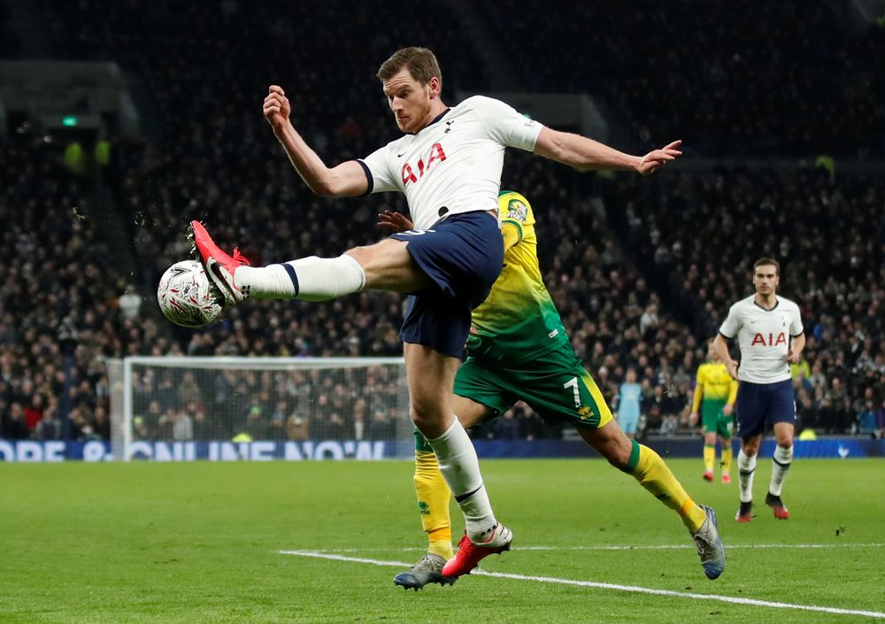 Tottenham Hotspuru00e2u20acu2122s Jan Vertonghen in action with Norwich Cityu00e2u20acu2122s Lukas Rupp during their FA Cup Fifth Round match at Tottenham Hotspur Stadium, London, March 4, 2020. u00e2u20acu201d Action Images via Reuters