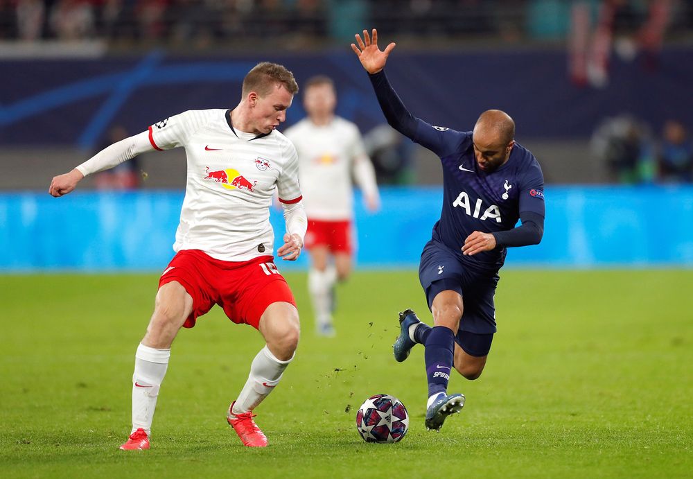 RB Leipzigu00e2u20acu2122s Lukas Klostermann in action with Tottenham Hotspuru00e2u20acu2122s Lucas Moura during their Champions League Round of 16 Second Leg match in Red Bull Arena, Leipzig, Germany, March 10, 2020. u00e2u20acu201d Action Images via Reuters