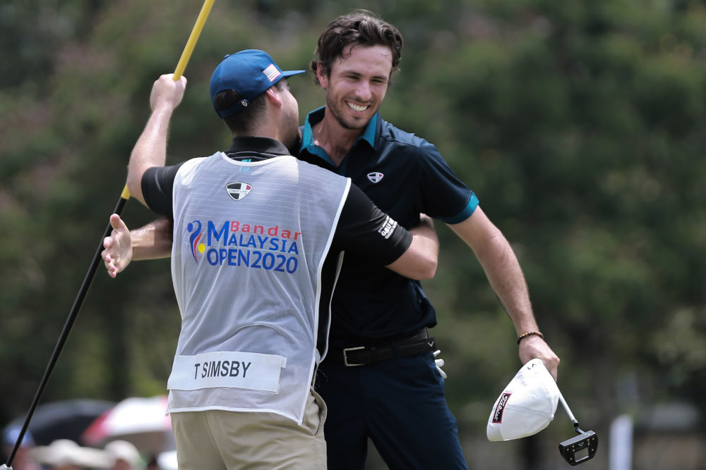 Trevor Simsby from USA celebrates after winning the Bandar Malaysia Open 2020 after final play off with Andrew Dodt at Kota Permai Golf and Country Club March 8,2020. — Picture by Ahmad Zamzahuri 