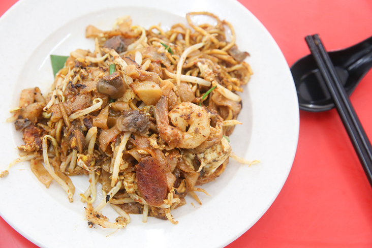 The 'char kway teow' boasts good 'wok hei' and a generous portion of fried lard bits.