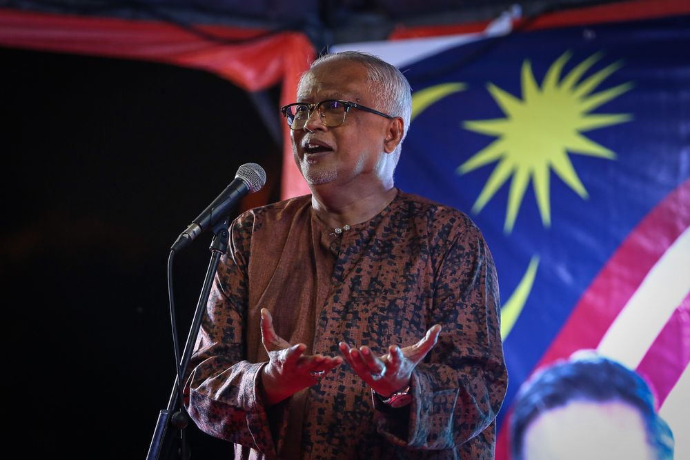 Amanah vice-president Datuk Mahfuz Omar speaks during a Jelajah Harapan event in Klang March 7, 2020. u00e2u20acu201d Picture by Yusof Mat Isa