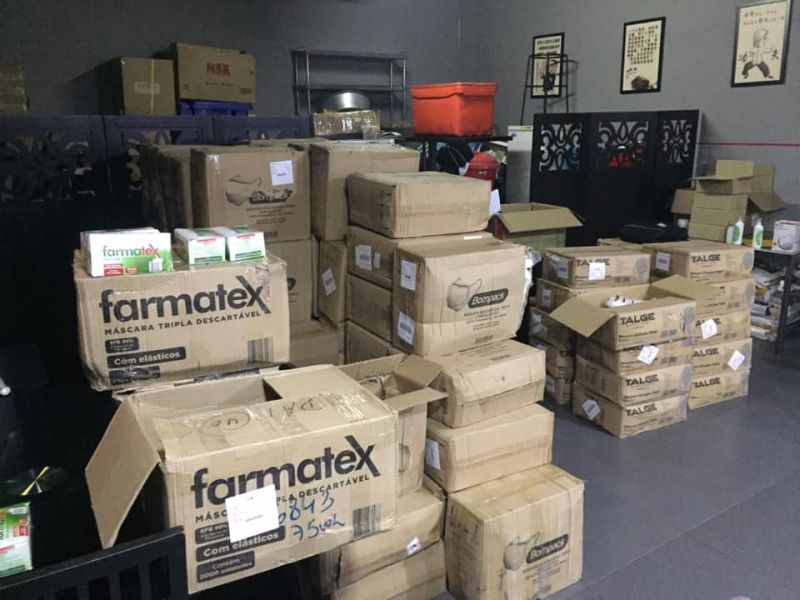 KPDNHEP enforcers seized 223,000 pieces of three-ply surgical masks hoarded for sale above the ceiling price in Kota Damansara today. u00e2u20acu201d Picture via Facebook