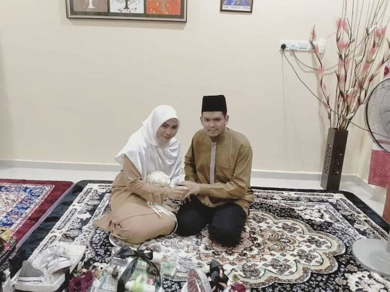 The last minute change of plans made for a simple solemnisation ceremony — Picture courtesy of Facebook/Nurul Syamimi Ibrahim