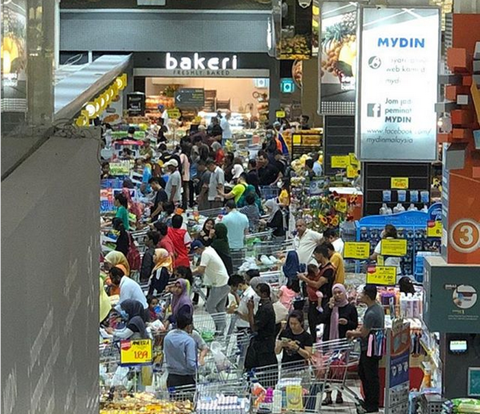 Mydin founder Datuk Ameer Ali Mydin took to Instagram to post a photograph of panic buying at one of his companyu00e2u20acu2122s outlets.  u00e2u20acu201d Picture via Instagram
