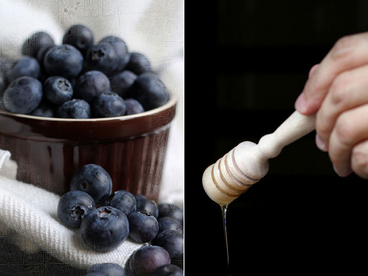 Blueberries and honey are two delicious and healthy toppings for overnight oats