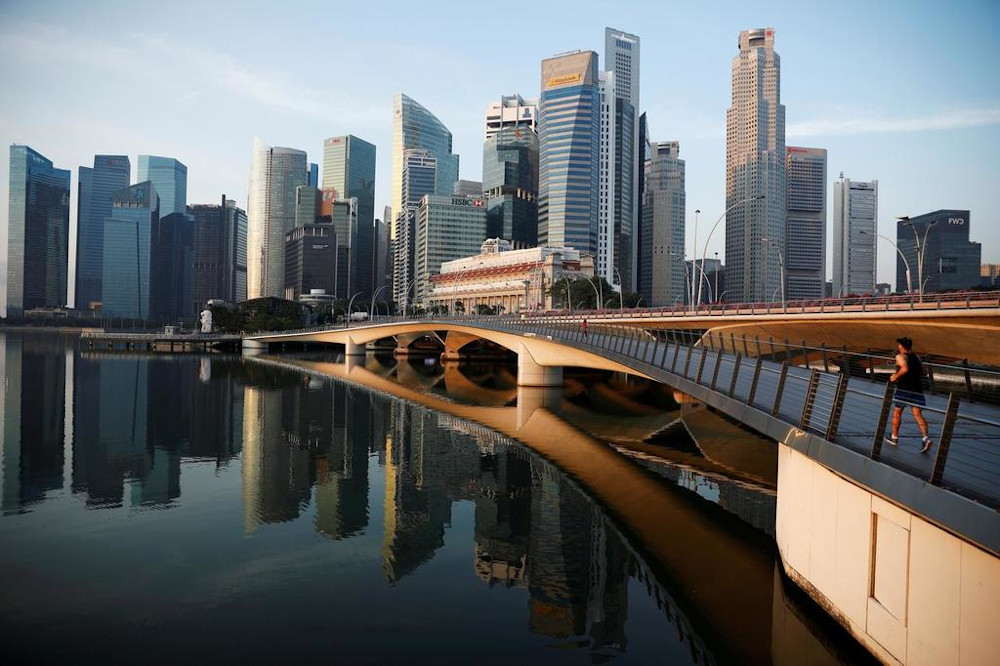 Asked for their forecasts, economists TODAY spoke to estimate that the size of the second stimulus package could fall between S$14 billion and S$33 billion. u00e2u20acu201d Reuters pic 