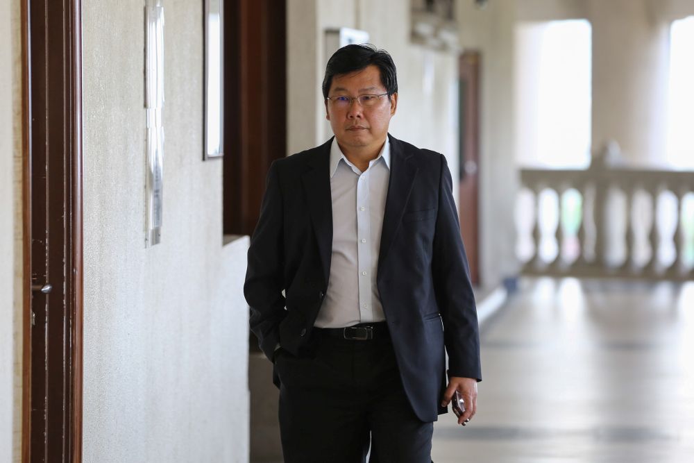 Maybank's Dataran Maybank branch manager Leong Siew Kong is pictured at the Kuala Lumpur High Court March 3, 2020. — Picture by Yusof Mat Isa