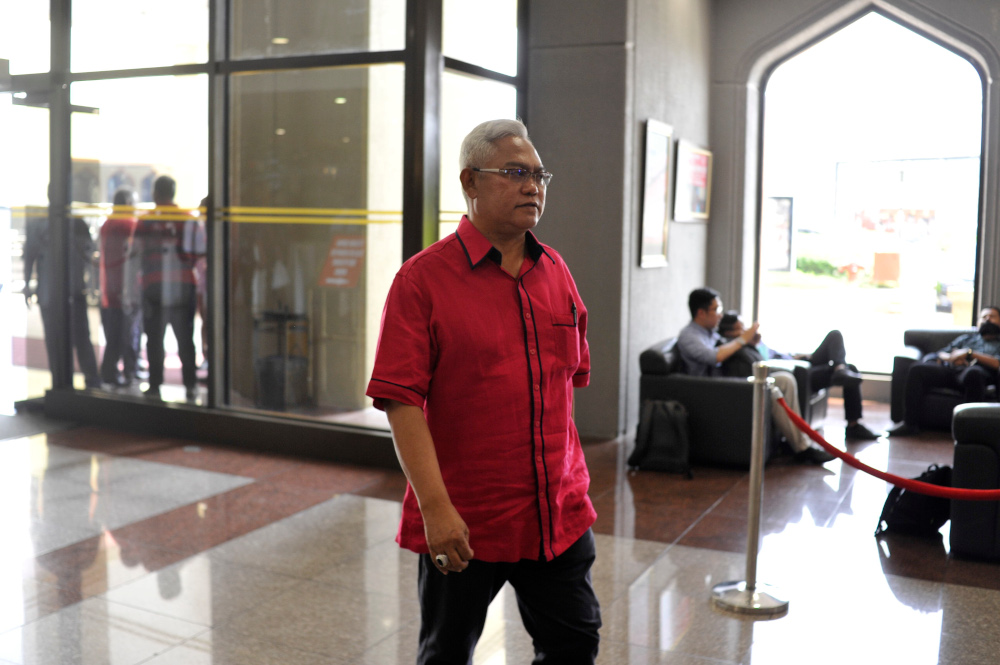 Tan Sri Noh Omar is pictured at Umno headquarters for the supreme council meeting in Kuala Lumpur, March 12, 2020. u00e2u20acu201d Picture by Shafwan Zaidon