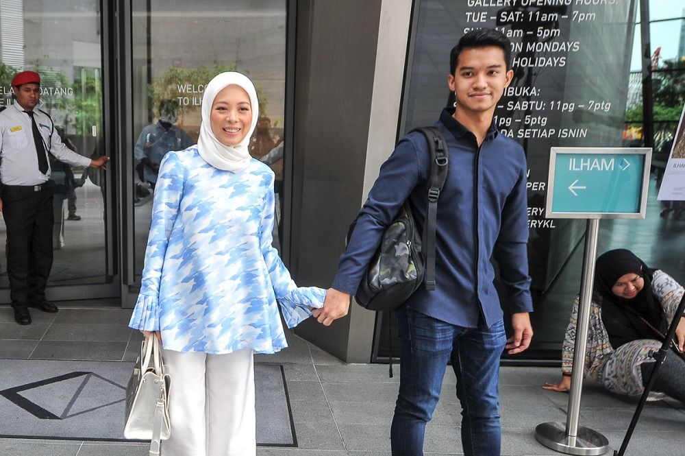 Datin Vivy Sofinas Yusof and her husband started the FV Covid19 Support Fund last week. u00e2u20acu201d Picture by Shafwan Zaidon