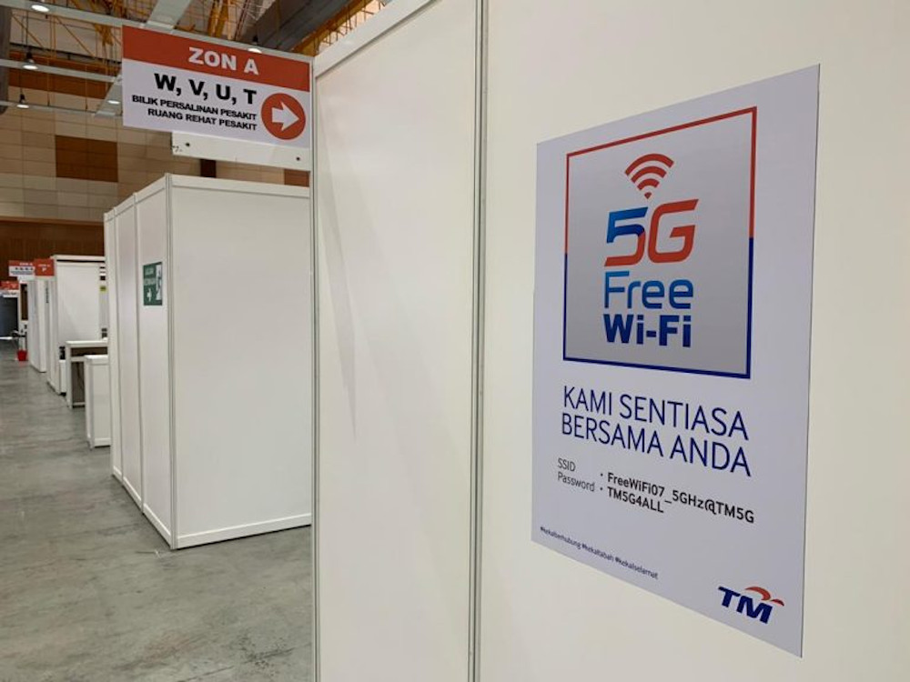 TM has deployed two 5G base stations to provide internet connectivity to medical frontliners as well as patients at Covid-19 quarantine centres. u00e2u20acu201d SoyaCincau pic