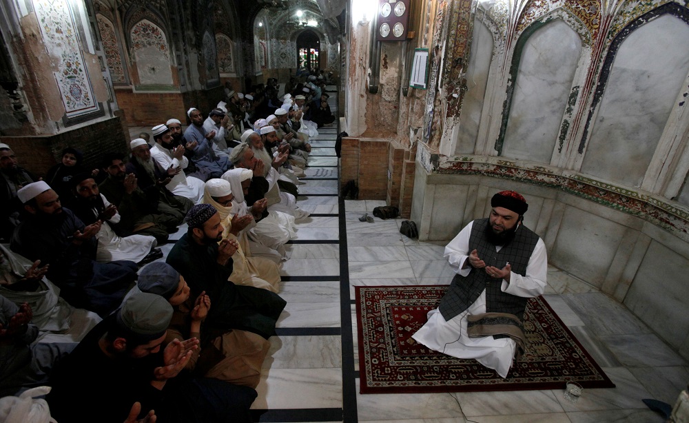 Muslims attend Friday prayer despite lockdown after Pakistan shut all markets, public places and discouraged large gatherings amid an outbreak of coronavirus disease in Peshawar, Pakistan March 27, 2020. u00e2u20acu201d Reuters pic