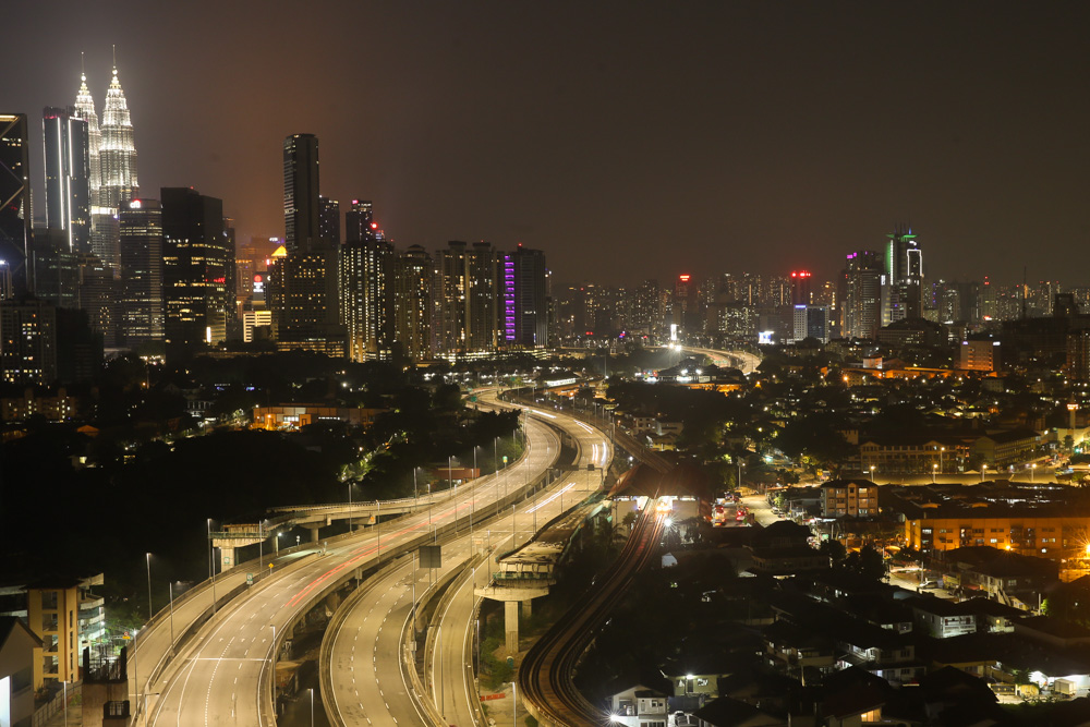 A view of the empty Akleh Highway during movement control order (MCO) April 8, 2020. u00e2u20acu201d Picture by Choo Choy May