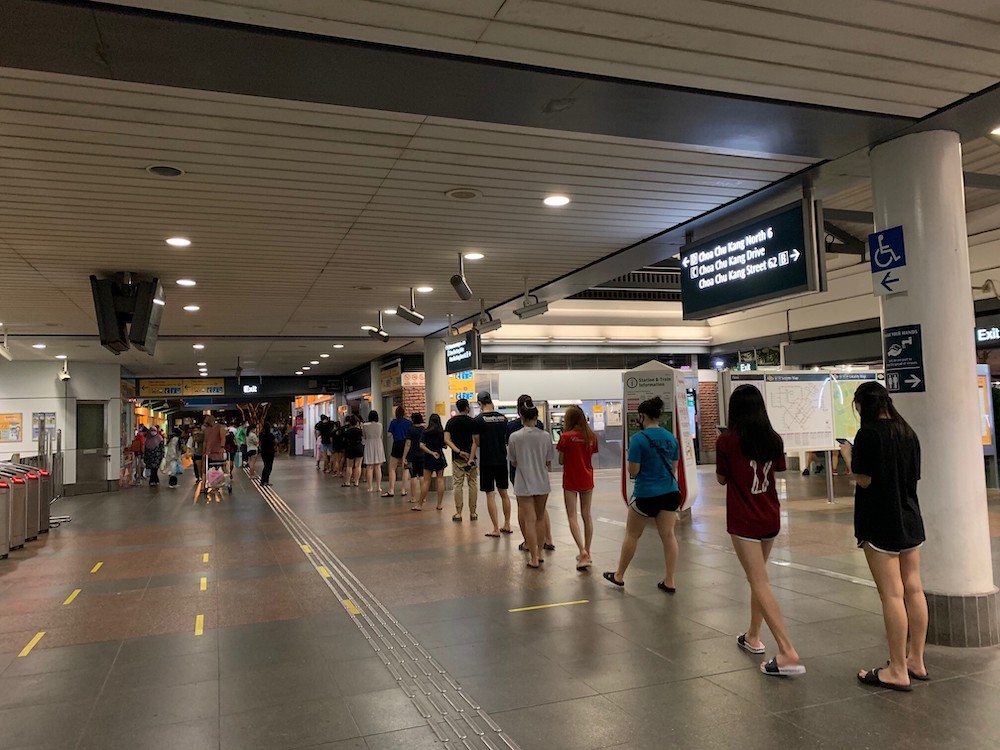 Customers queuing for bubble tea from Koi at Yew Tee MRT Station on April 21, 2020 at about 9pm. u00e2u20acu201d TODAY pic