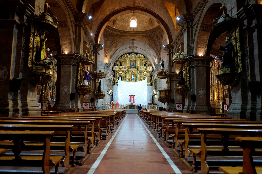 Priests celebrate a Catholic mass at the empty church of San Francisco as the spread of coronavirus disease continues, in La Paz, Bolivia April 10, 2020. u00e2u20acu2022 Reuters pic