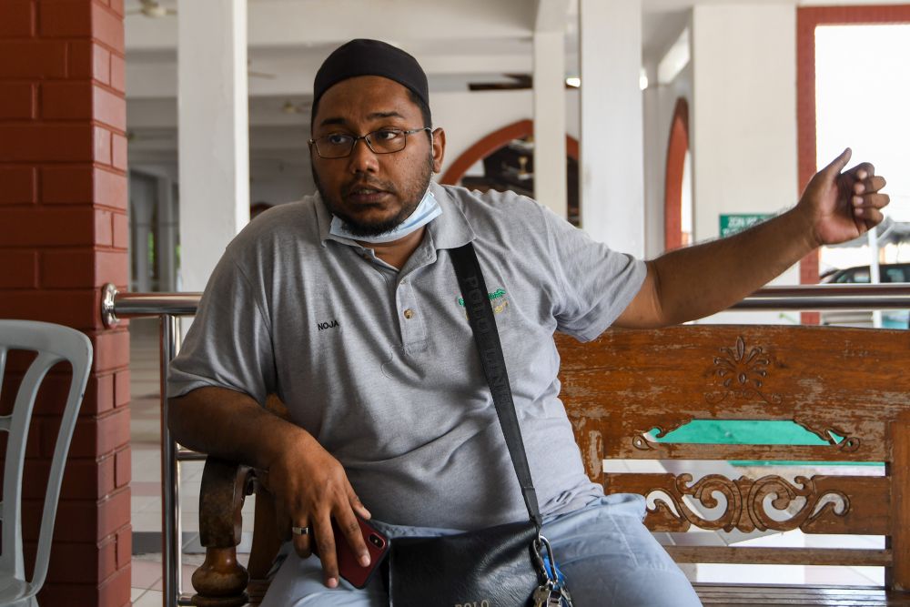 At-Taqwa Mosque committee member Shaik Zafrul Shaik Abdul Shukkor speaks to Malay Mail during an interview in Petaling Jaya April 21, 2020. — Picture by Shafwan Zaidon