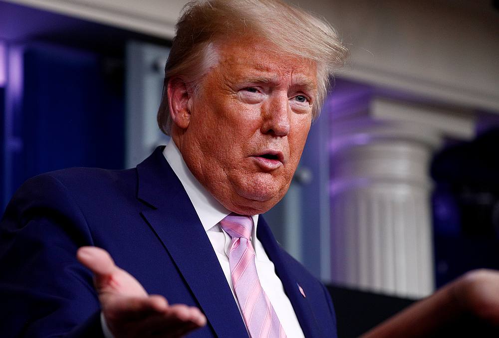 US President Donald Trump addresses the daily coronavirus response briefing at the White House in Washington April 1, 2020. u00e2u20acu201d Reuters pic