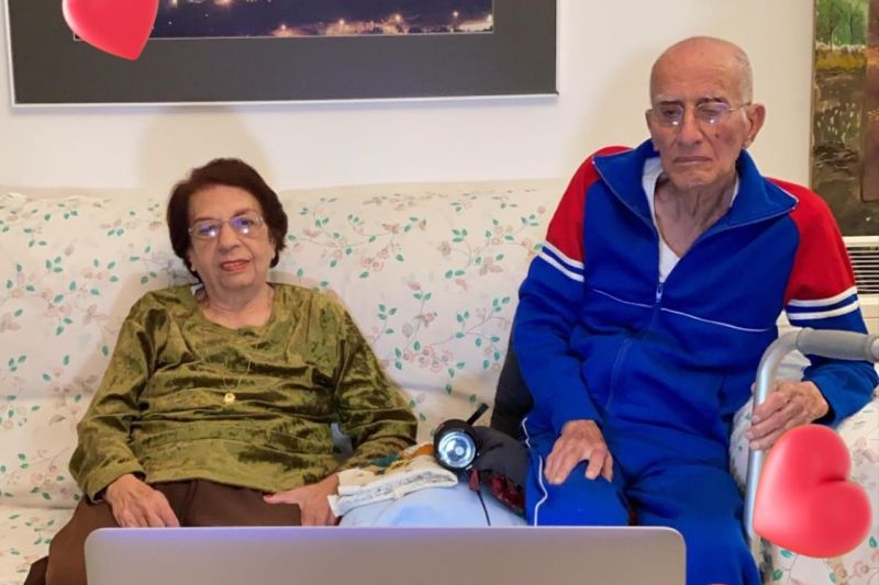 The couple from Israel melted hearts on Monday after the photo was uploaded by their granddaughter. u00e2u20acu201d Picture via Facebook/Omer Shapira. 