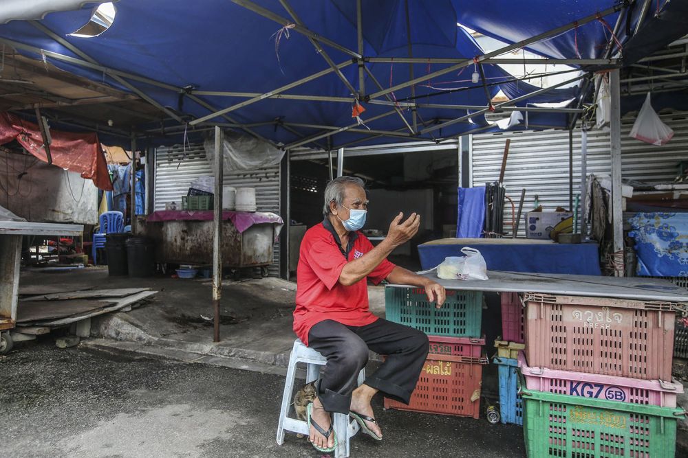 Kampung Baru resident Gani Muhammad speaks to Malay Mail during an interview in Kuala Lumpur April 30, 2020. — Picture by Hari Anggara