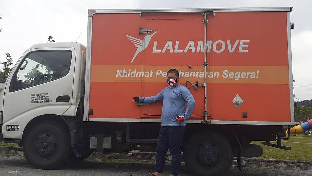 Lalamove is offering its fleet of lorries, vans, and delivery riders to help charitable groups facing problems with aid distribution. u00e2u20acu201d Picture courtesy of Lalamove